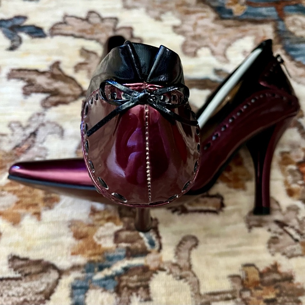 Bellini TATA Women's Patent glossy Burgundy Heels Size 7 M - Picture 2 of 5